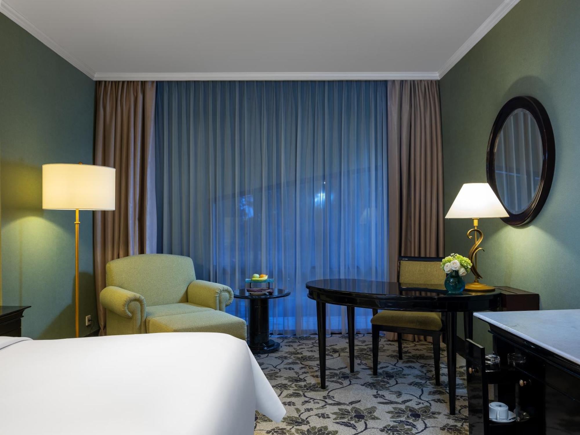 The Papandayan Hotel Бандунг Стая снимка