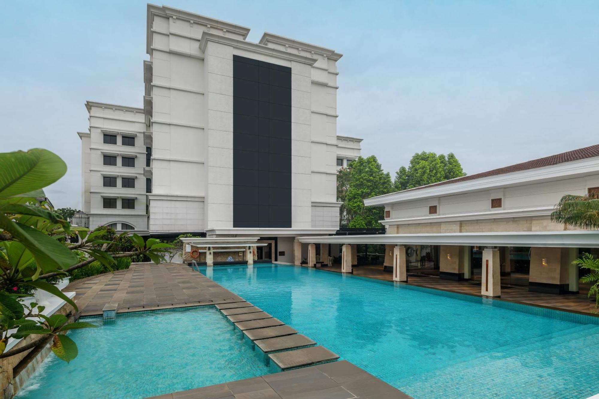 The Papandayan Hotel Бандунг Екстериор снимка